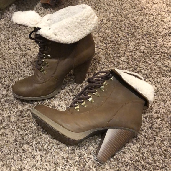 Elle Shoes - Light brown, lace up heels. Elle Shoes - Light brown, lace up heels.